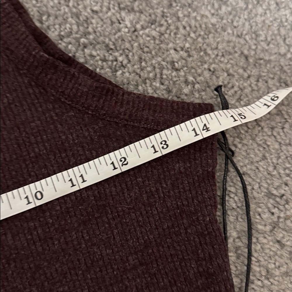 Bailey Ribbed Tank - Picture 13 of 15